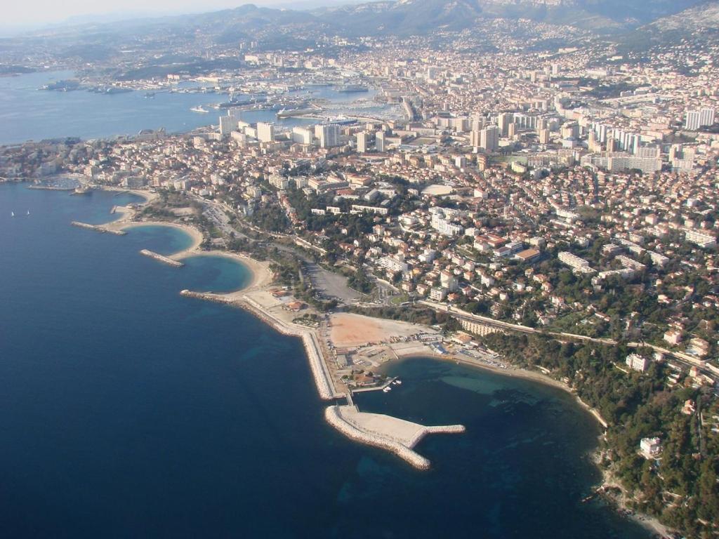 Superbe Logement Au Bord Des Plages تولون المظهر الخارجي الصورة